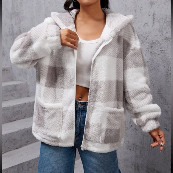 Cozy Buffalo plaid lantern sleeve hoodie teddy jacket - Picture 4 of 5